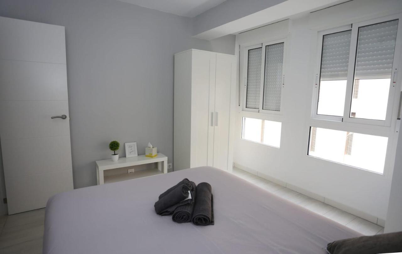 Apartamentos Navas GAM Alicante Exterior foto